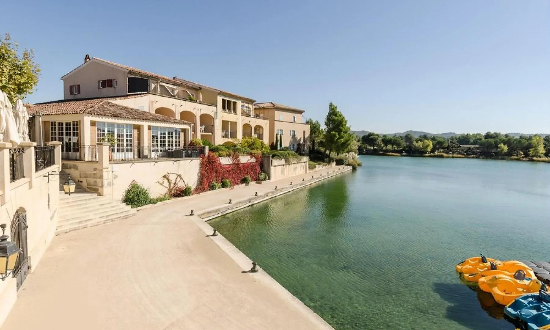 Apartment Village Pont Royal En Provence - Maeva Home - Appartement Cosy 2 Pieces 7 Personnes Vue Piscine - Selection - Super Home Mae-3629 Mallemort France